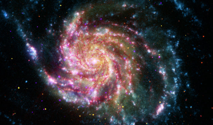 HST a galaxia Pinwheel